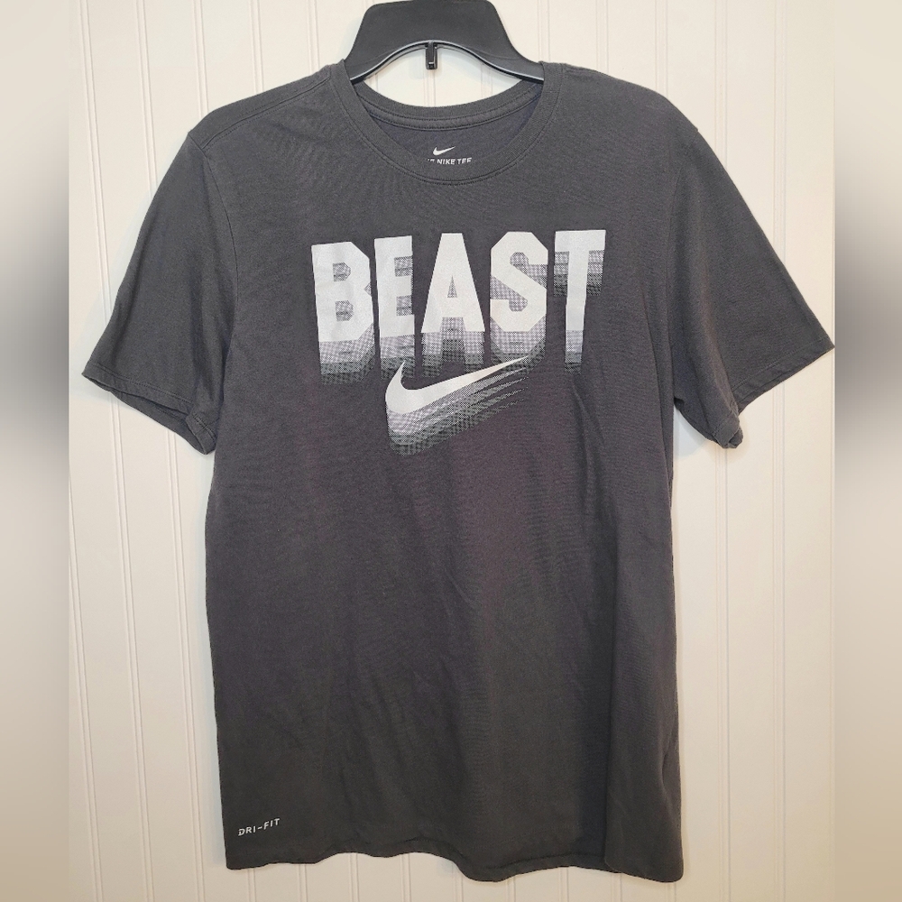 Nike Men's Dark Gray Beast Dri Fit Graphic Tee Size L Athletic Cut
